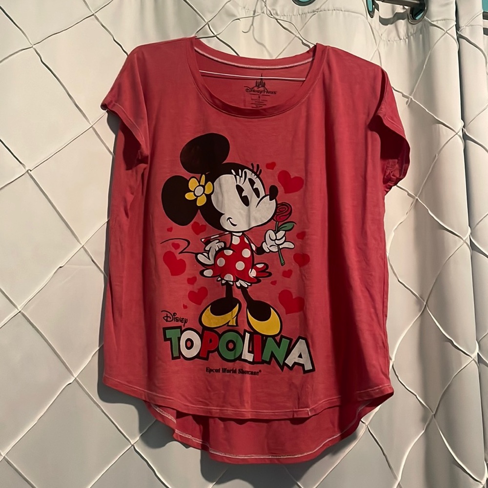 Disney Epcot World Showcase Shirt (Size S)